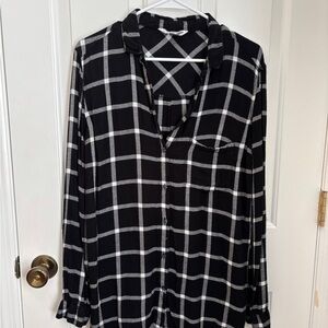 Old Navy Black and White Windowpane Button-Down Shirt